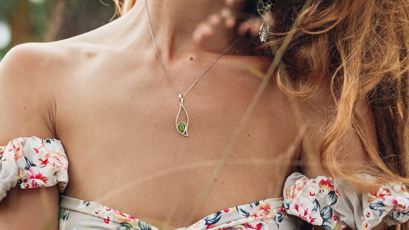 Beyond the Stars: Encapsulating the Essence of Cosmic Beauty in Moldavite Jewelry