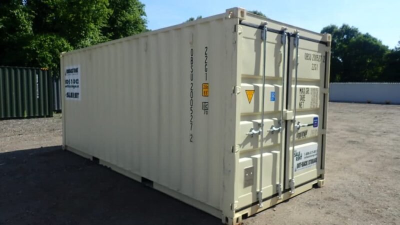 20-Foot Wonders: How to Find the Perfect 20′ Storage Container for Sale Near You